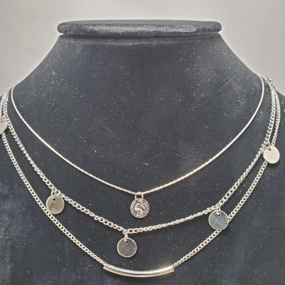 Taylor & Jade 3 row silver multi strand layered necklace - Picture 2 of 5